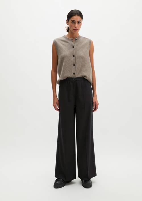 Margo Wide-Leg Pants Black in front view