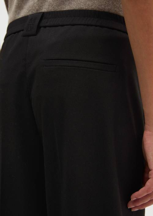 Margo Wide-Leg Pants Black in detail view