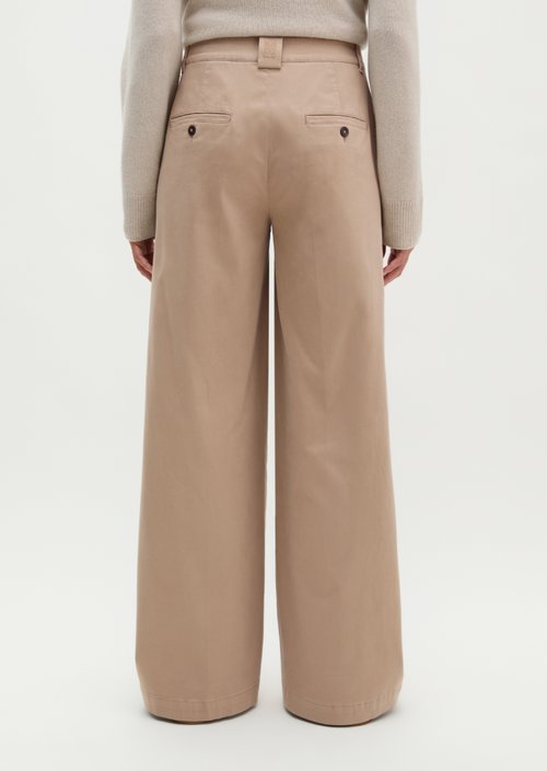 Trousers model Margo wide — Earthy Taupe