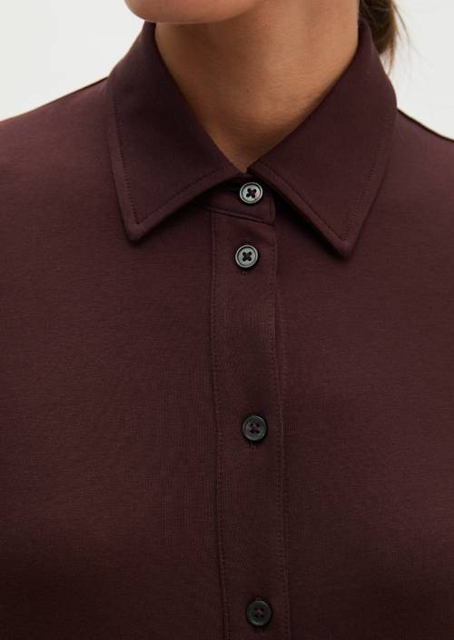 Jerseybluse regular Black Cherry in Detailansicht