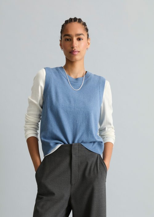 Regular-fit sleeveless sweater — Medium Blue Melange