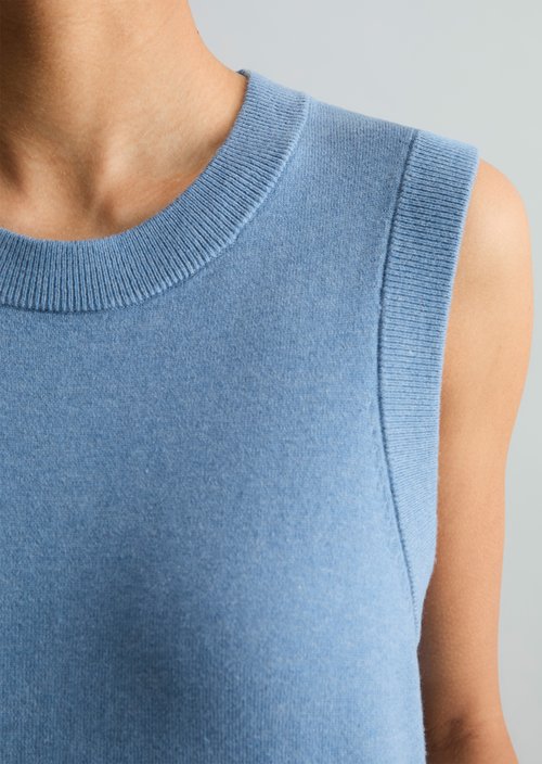 Regular-fit sleeveless sweater — Medium Blue Melange