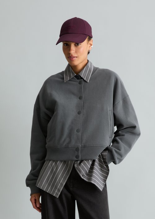 Cropped College Sweatshirt Jacket — Light Graphite
