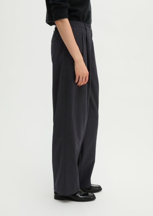 Loose-fitting pleated pants — Coal Grey Melange