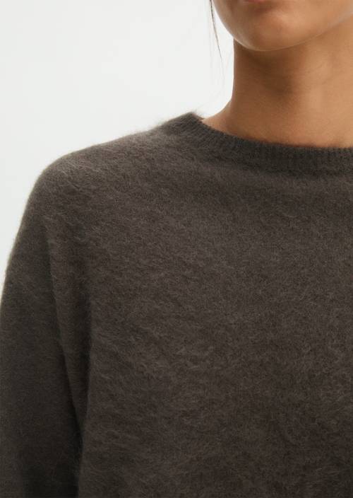 Pull douillet et ample Burnt Coffee en vue détaillée