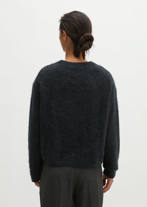 Cozy, loose-fitting sweater — Coal Grey Melange