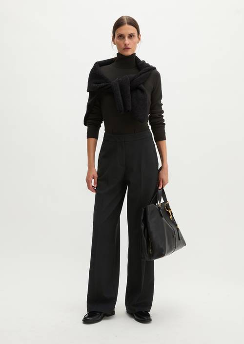 Flanellhose relaxed Black in Frontalansicht