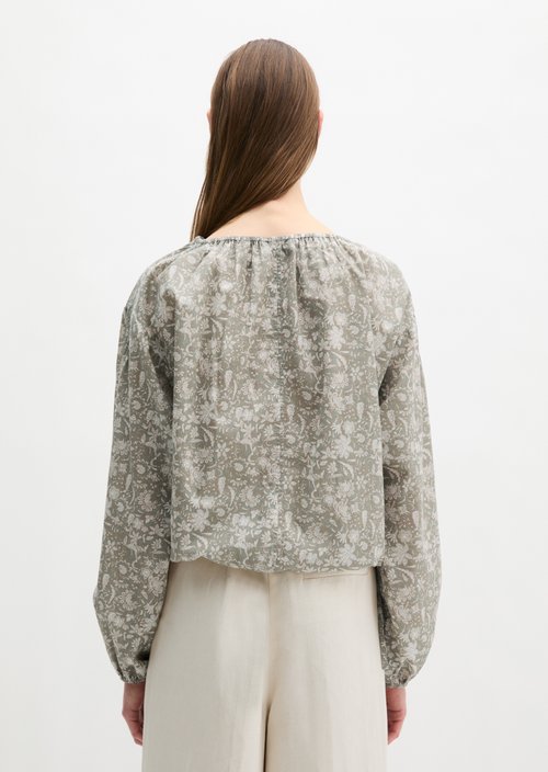 Loose blouse — Light Green