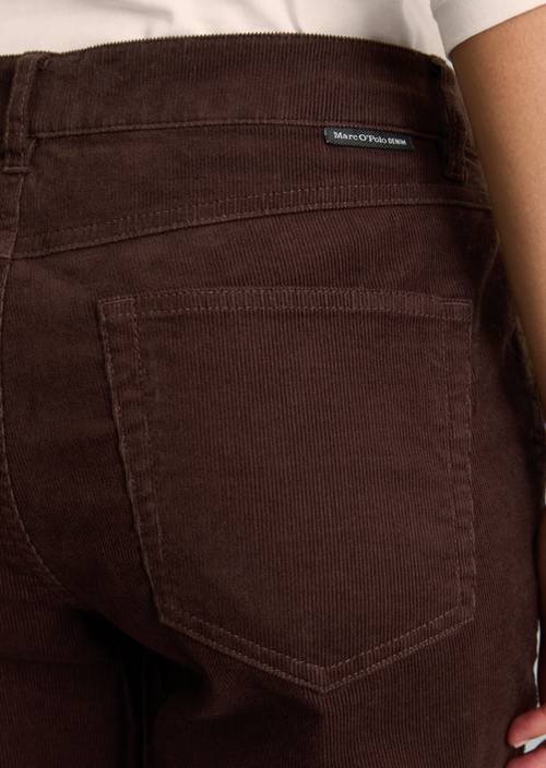Pantalon en velours côtelé modèle Nella, coupe bootcut Espresso Brown en vue détaillée