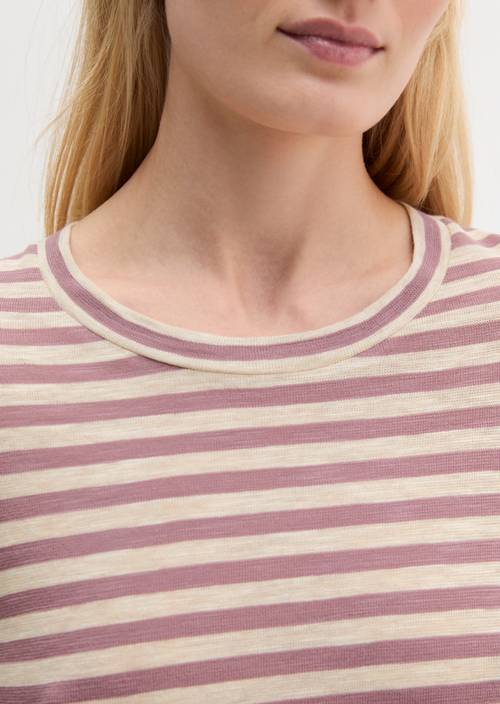 Gestreiftes T-Shirt regular Light Pink in Detailansicht