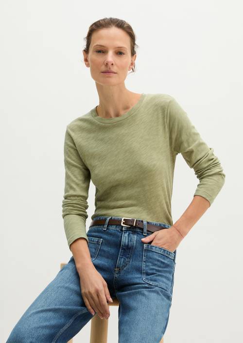 Longsleeve regular Smooth Sage in Frontalansicht