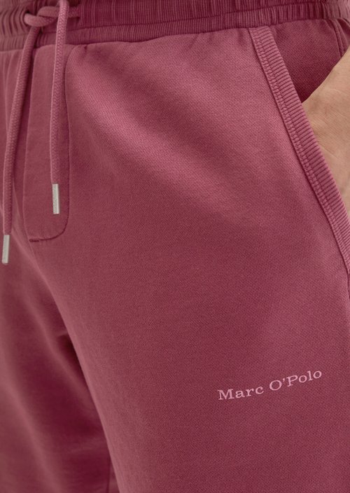 Sweatshorts regular — Acai Red