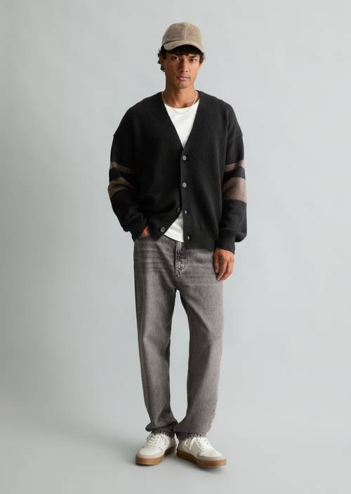 Oversized Cardigan Black in front view