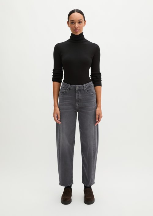 Lara Barrel Jeans — Medium Grey