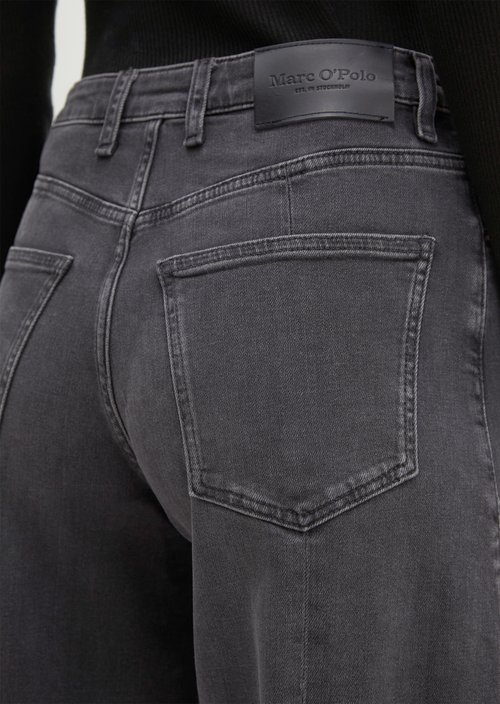Lara Barrel Jeans — Medium Grey