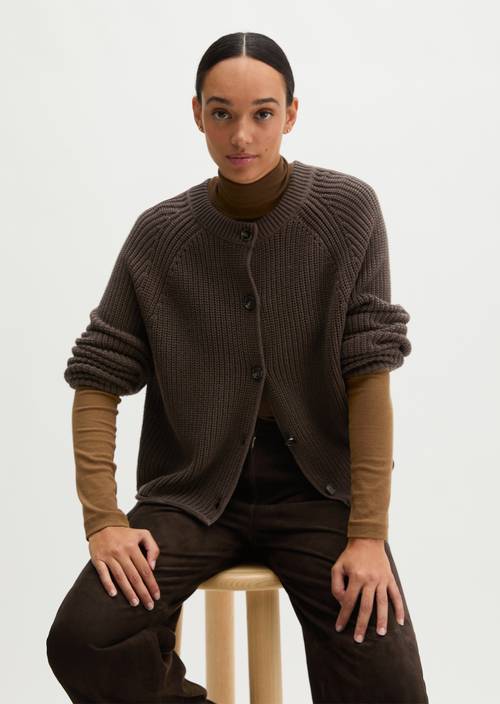 Cardigan ample Burnt Coffee en vue de face