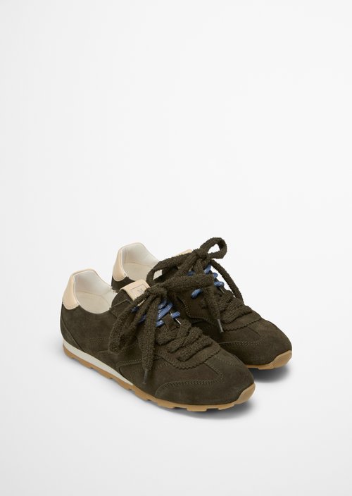 Sneaker model Fabiana — Mossy Earth