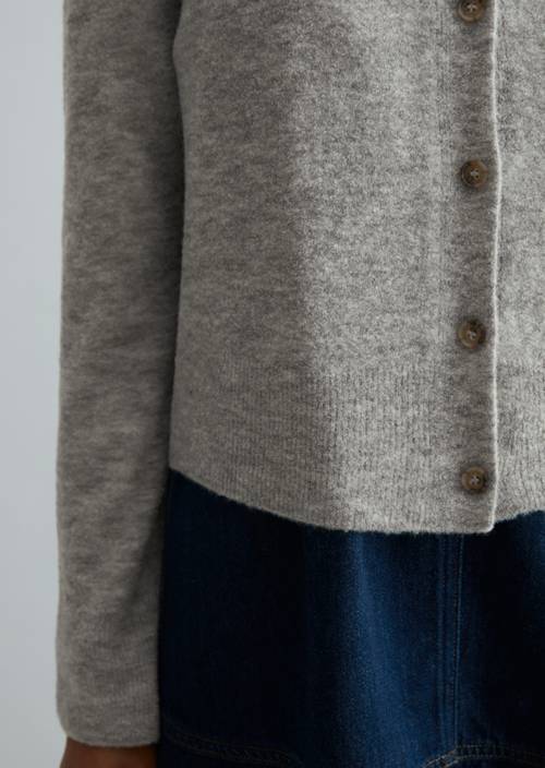 Regular Cardigan Stone Melange in detail view