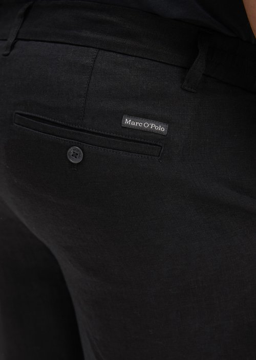 Shorts model Reso Jogger regular — Black