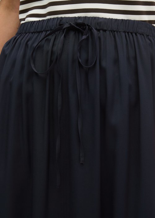 Flared skirt — Dark Navy