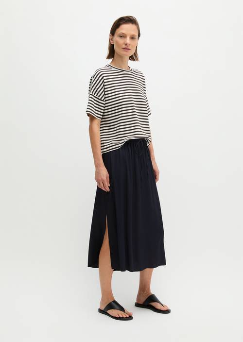 Flared skirt Dark Navy in front view