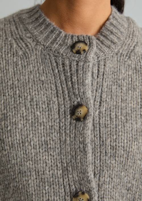 Relaxed Cardigan Stone Melange in detail view