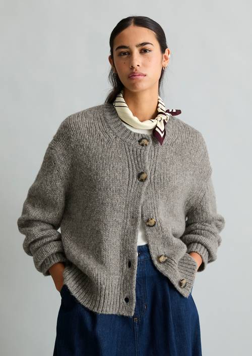 Relaxed Cardigan Stone Melange in front view