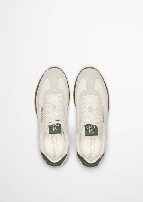Sneaker Model Gustaf Offwhite in Ansicht von oben