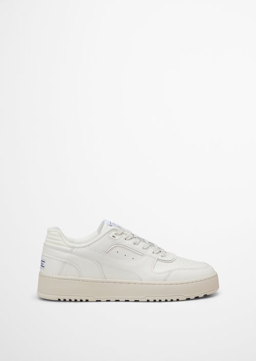 Sneaker model Carlo — MO'P Offwhite
