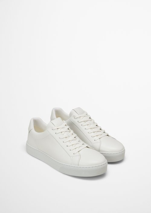 Sneaker Model Agar — White