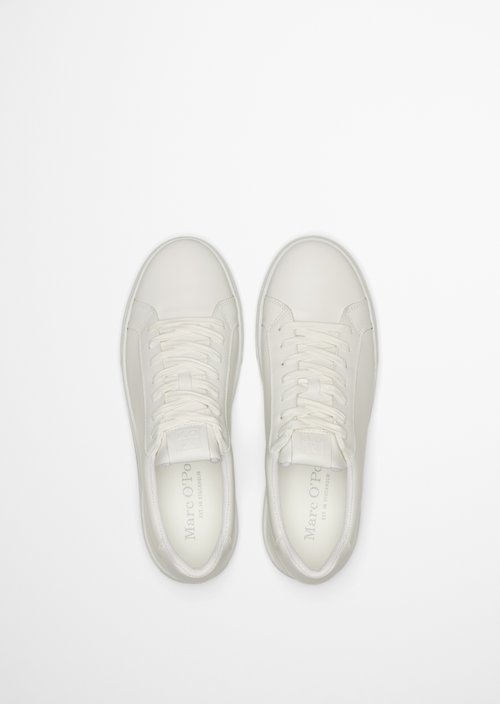 Sneaker Model Agar — White