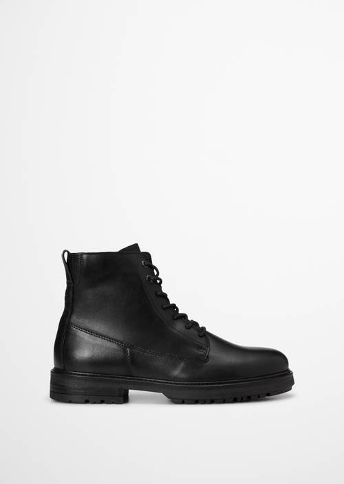 Bottes à lacets, modèle Rony Black vue extérieure de la chaussure droite