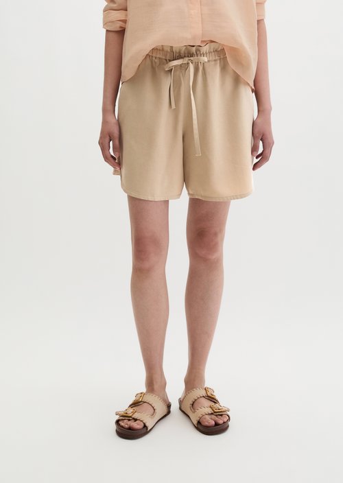 Relaxed shorts — Sandpaper