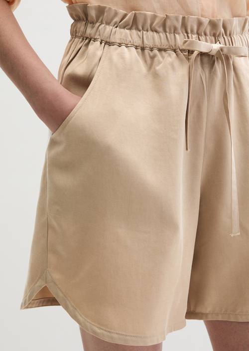 Shorts relaxed Sandpaper in Detailansicht