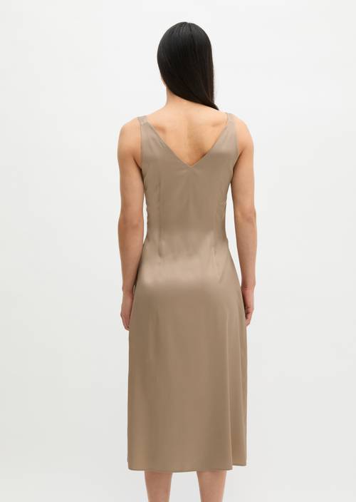 https://mam.marc-o-polo.com/ecom/5000014998_2326_1.2.jpg?width=1360&quality=70
