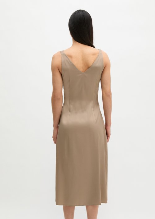 Satin dress regular — Sandpaper