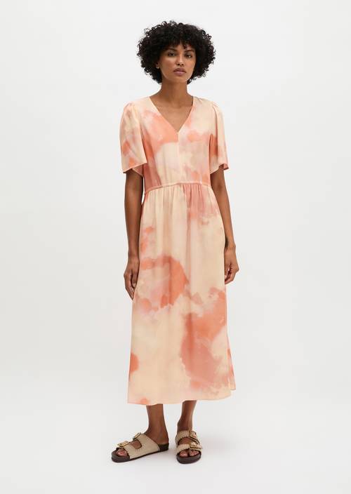 Kleid mit elastischer Taille flared Light Pink in Frontalansicht