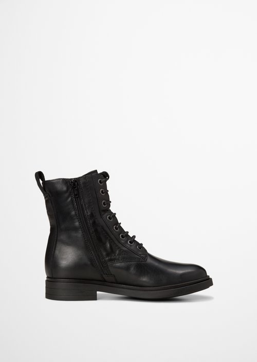 Lace-up boots — Black
