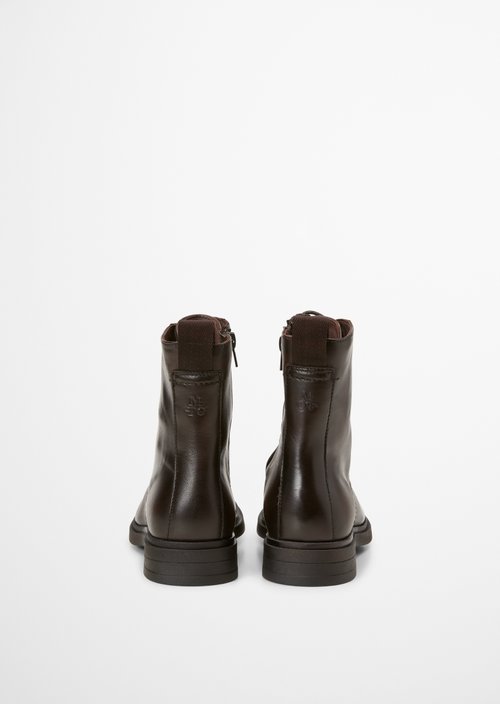 Lace-up boots — Dark Brown