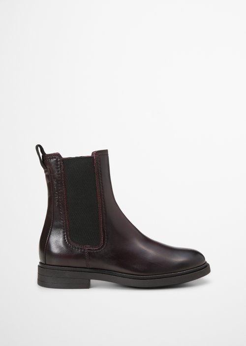 Chelsea Boot — Black Cherry