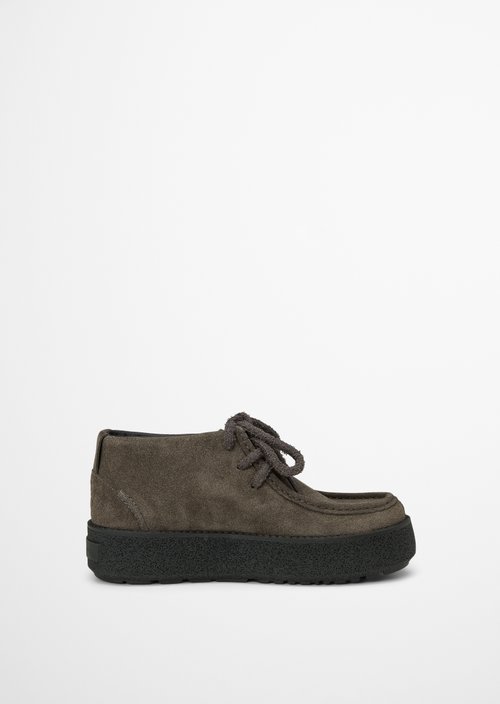 Model Pia Lace-Up Shoes — Dark Graphite