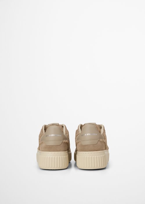 Sneaker Model Svenja — Earthy Taupe