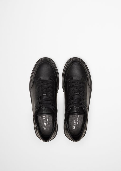 Enrique Sneaker Model — Black