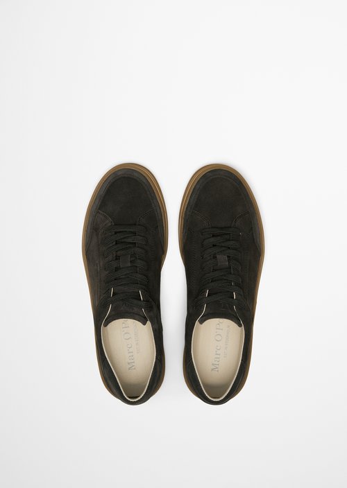 Enrique Sneaker Model — Dark Graphite