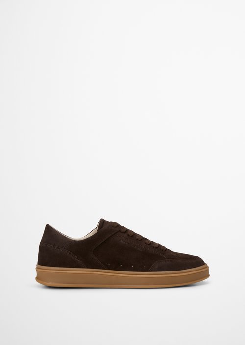 Enrique Sneaker Model — Coffee Brown