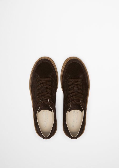 Enrique Sneaker Model — Coffee Brown