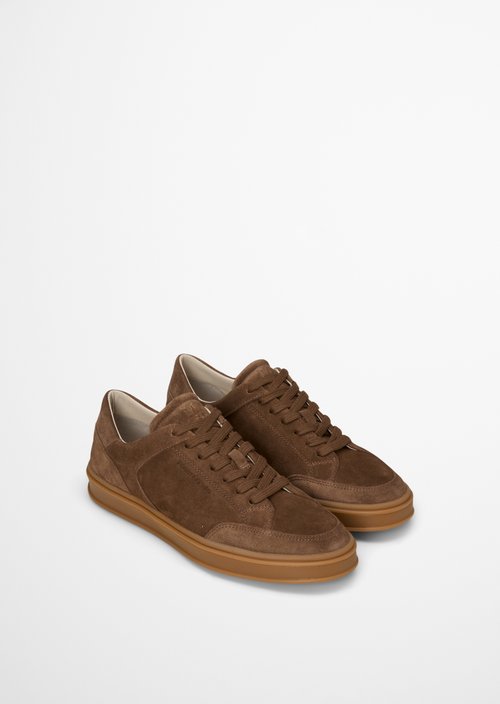 Enrique Sneaker Model — Dark Taupe