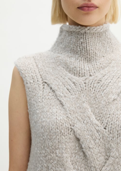 Relaxed-Fit Braided Knit Tank Top — Light Brown