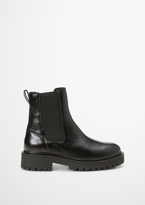 Chelsea Boot, Model Phia — Black