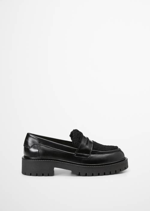 Loafer model Phia Black rechter schoen buitenaanzicht